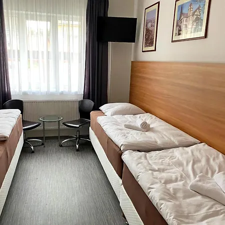Apartment Gato Stara Role